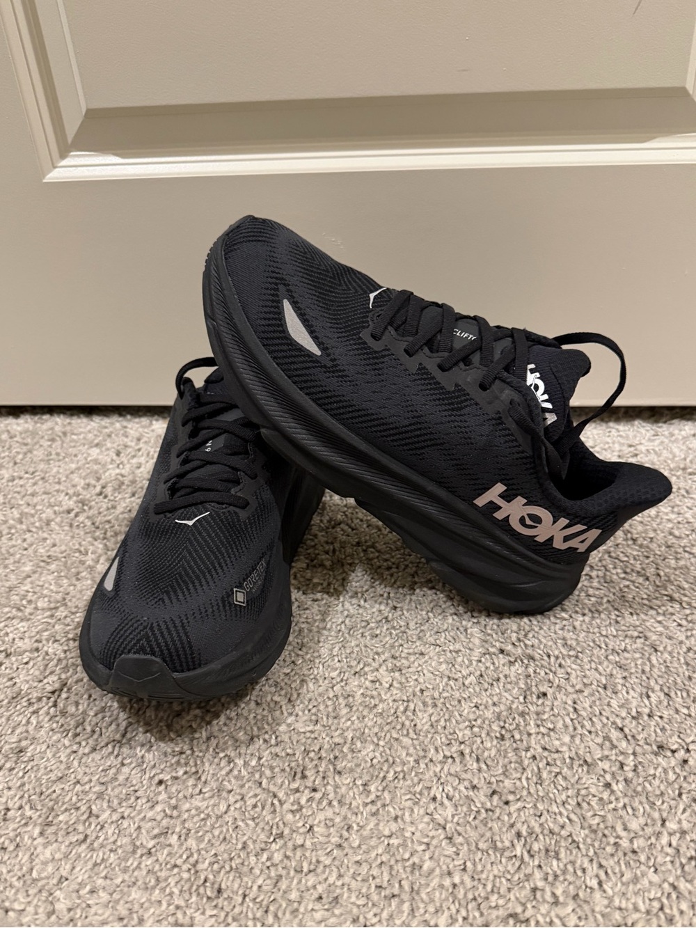 Hoka Clifton 9 gtx 🖤 - Picture 3 of 7